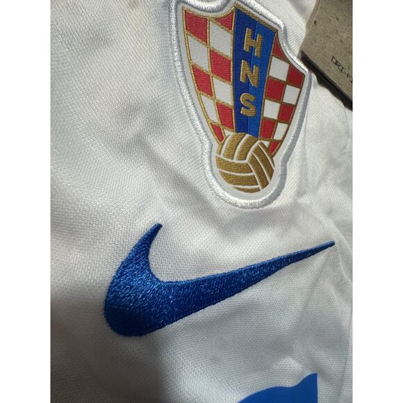 Nike Croatia National Team Soccer Men's Jersey Sz L White And Red Brand New - Picture 4 of 10